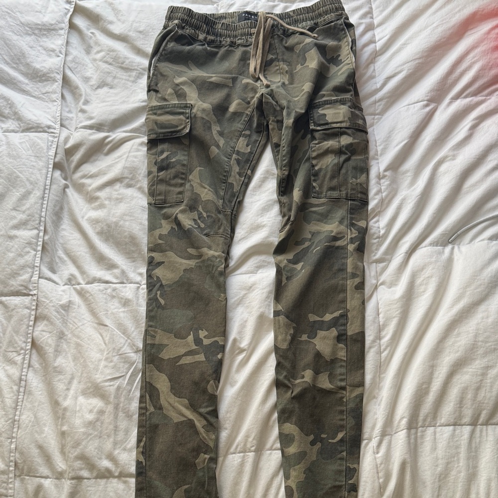 PacSun Camo Cargo Jogger Pants Elastic Waist Streetwear | Size Small